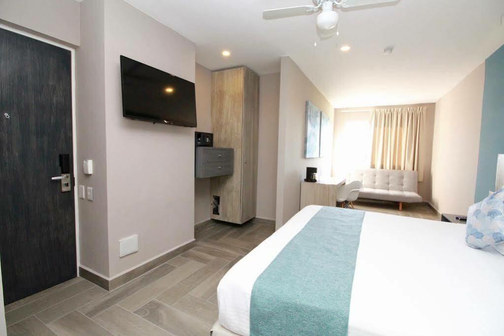 Bfh Attraction Deluxe Hotel Playa del Carmen Dış mekan fotoğraf